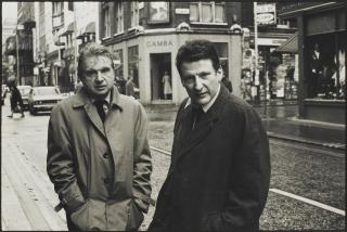 Harry Diamond - Francis Bacon and Lucian Freud outside the \'French\' pub, London