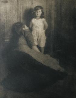 Heinrich Kühn - Lotte Kühn Et Mary Warner, 1907Gum Gravure On Japan Tissue Paper. Signed On The Plate In The Upper Left Corner. Mounted And Framed.