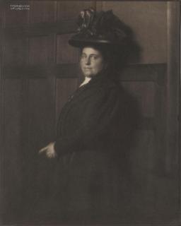 Heinrich Kühn - Portrait Of A Woman