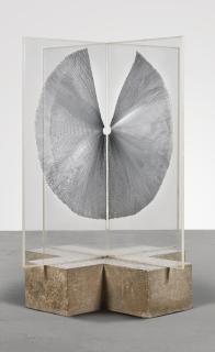 Heinz Mack - Flügelskulptur