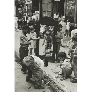 Helen Levitt - New York Children