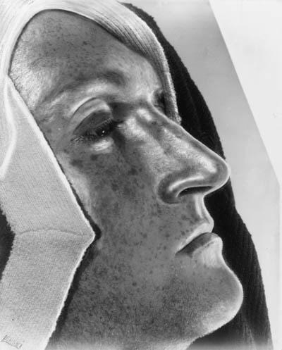 Helmar Lerski - Untitled from the series Metamorphosis through Light