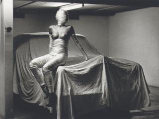 Helmut Newton - In My Garage, Monte Carlo, 1986