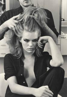 Helmut Newton - Patti Hansen For Xavier Coiffures, New York, 1976