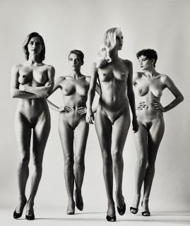 Helmut Newton - Sie Kommen, Paris, 1981