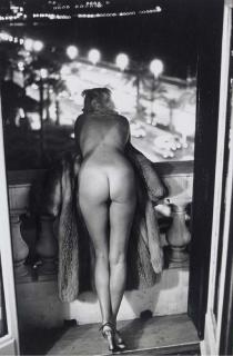 Helmut Newton - Winnie at the Negresco, Nice, 1975
