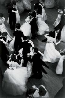 Henri Cartier-Bresson - Queen Charlotte\'s Ball, London, 1959