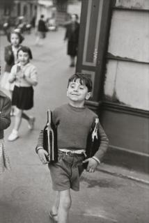 Henri Cartier-Bresson - \'Rue Mouffetard\', Paris, 1954