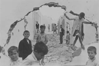 Henri Cartier-Bresson - Seville, Spain