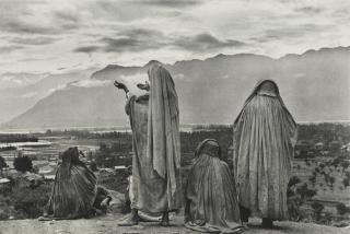 Henri Cartier-Bresson - Srinagar, Kashmir