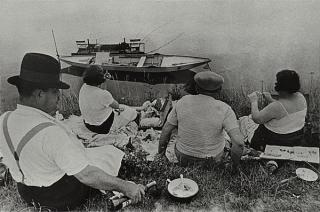 Henri Cartier-Bresson - \