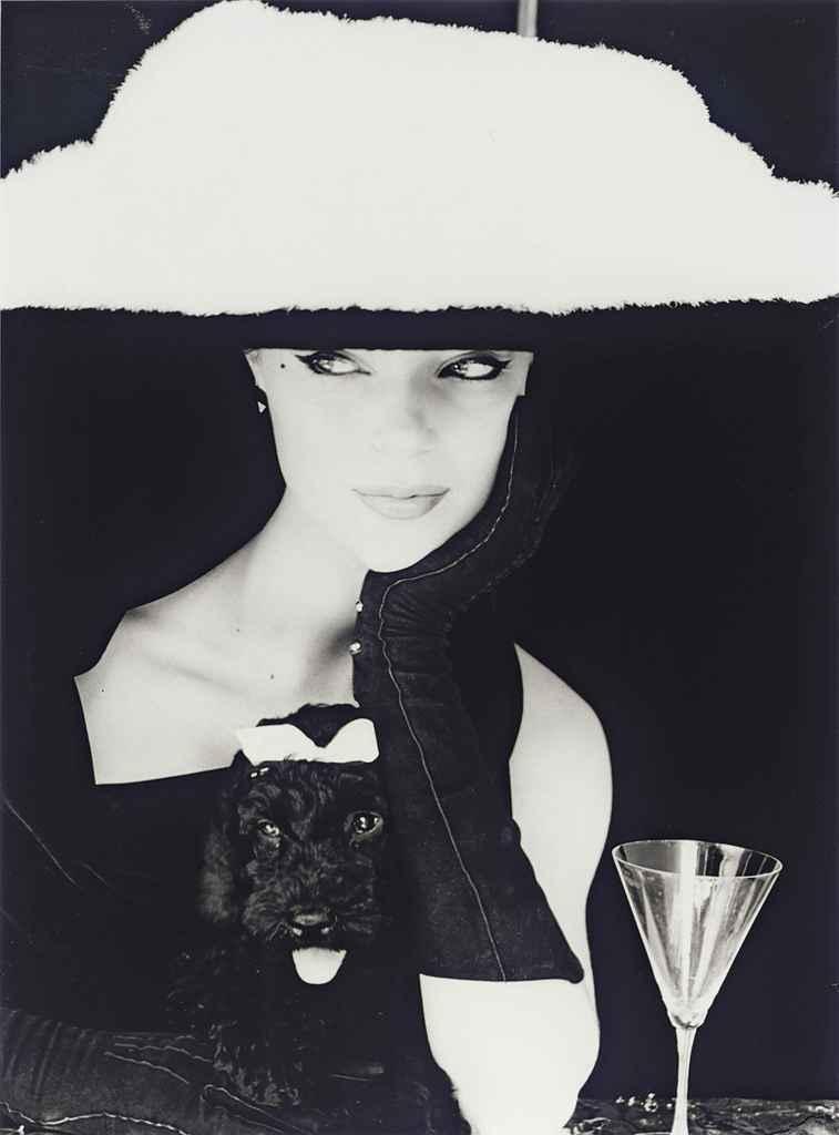 Henry Clarke - Chapeau - Balenciaga, Paris, c. 1954