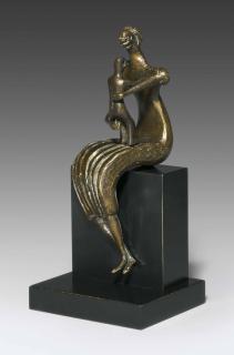 Henry Moore, O.M., C.H. - Mother and Child: Crossed Feet