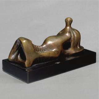 Henry Moore, O.M., C.H. - Reclining Figure