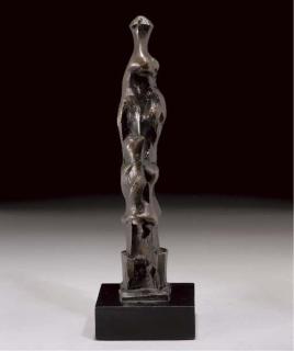 Henry Moore, O.M., C.H. - Upright Motive E