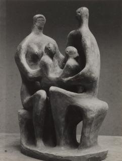 Henry Moore - Family Group
