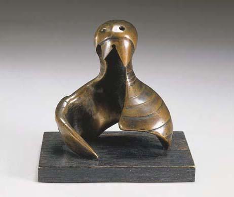 Henry Moore - Helmet Head and Shoulders