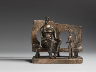 Henry Moore - Mother And Child Against Open Wall