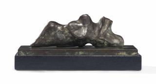 Henry Moore - Reclining Figure: Matrix