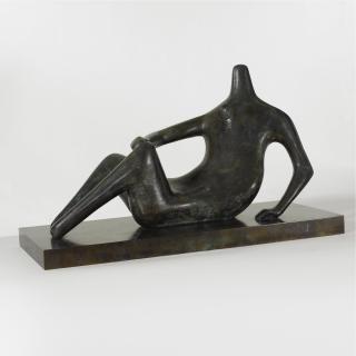 Henry Moore - Reclining Figure: Pointed Head