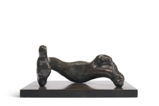 Henry Moore - Reclining Figure: Twisting