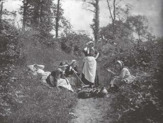 Henry Peach Robinson - A Merry Tale