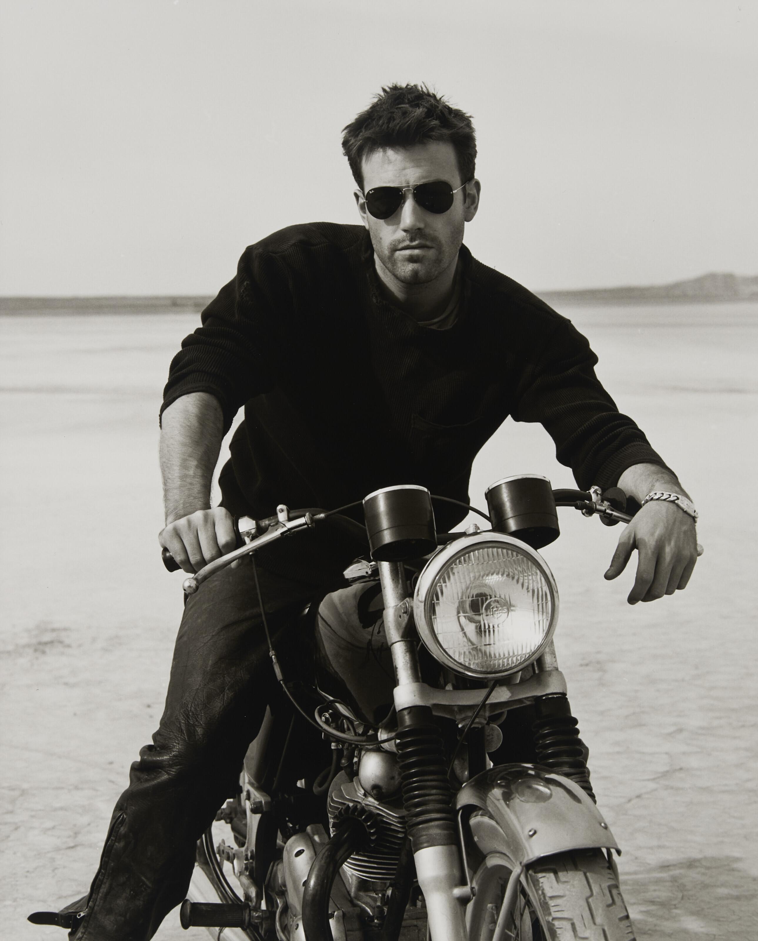 Herb Ritts - Ben Affleck I, El Mirage, 2002