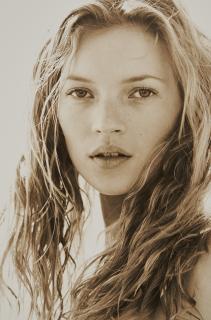 Herb Ritts - Kate Moss 5, Malibu, 1994
