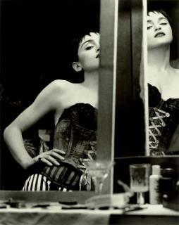 Herb Ritts - Madonna VII, San Pedro, 1990