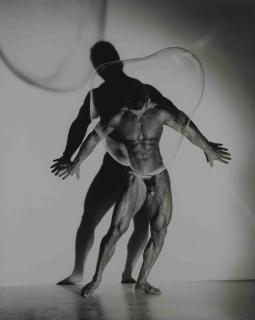Herb Ritts - Male Nude with Bubble, 1987