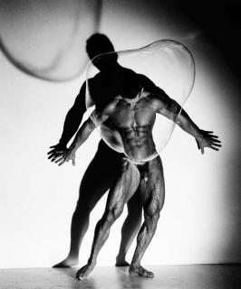 Herb Ritts - Male Nude with Bubble, Los Angeles