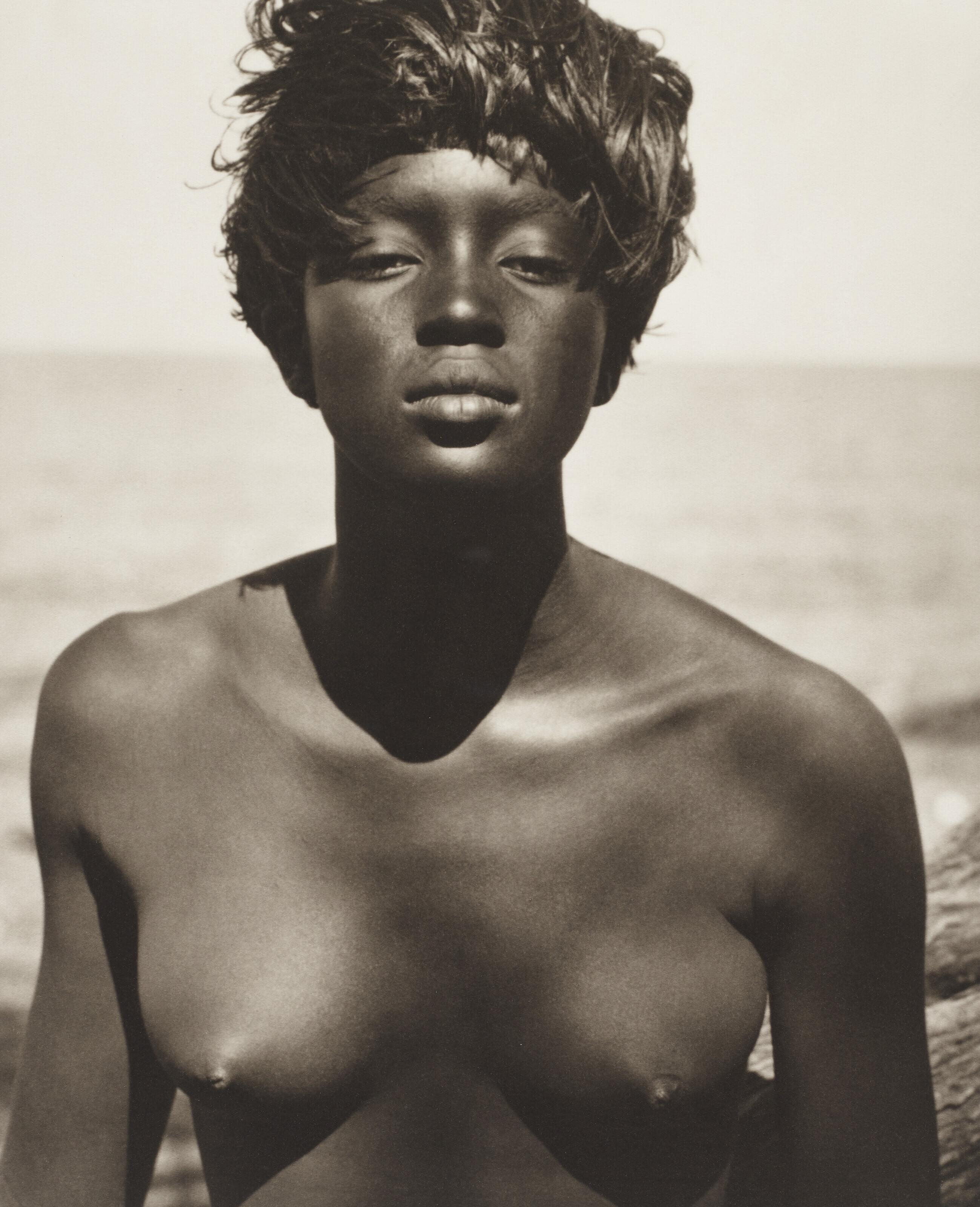 Herb Ritts - Naomi, Hawaii, 1989