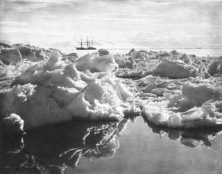 Herbert George Ponting - \'Death of an iceberg\', 1911