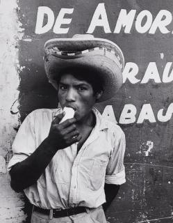 Herbert List - Auf dem Markt von Tenejapa, Mexico