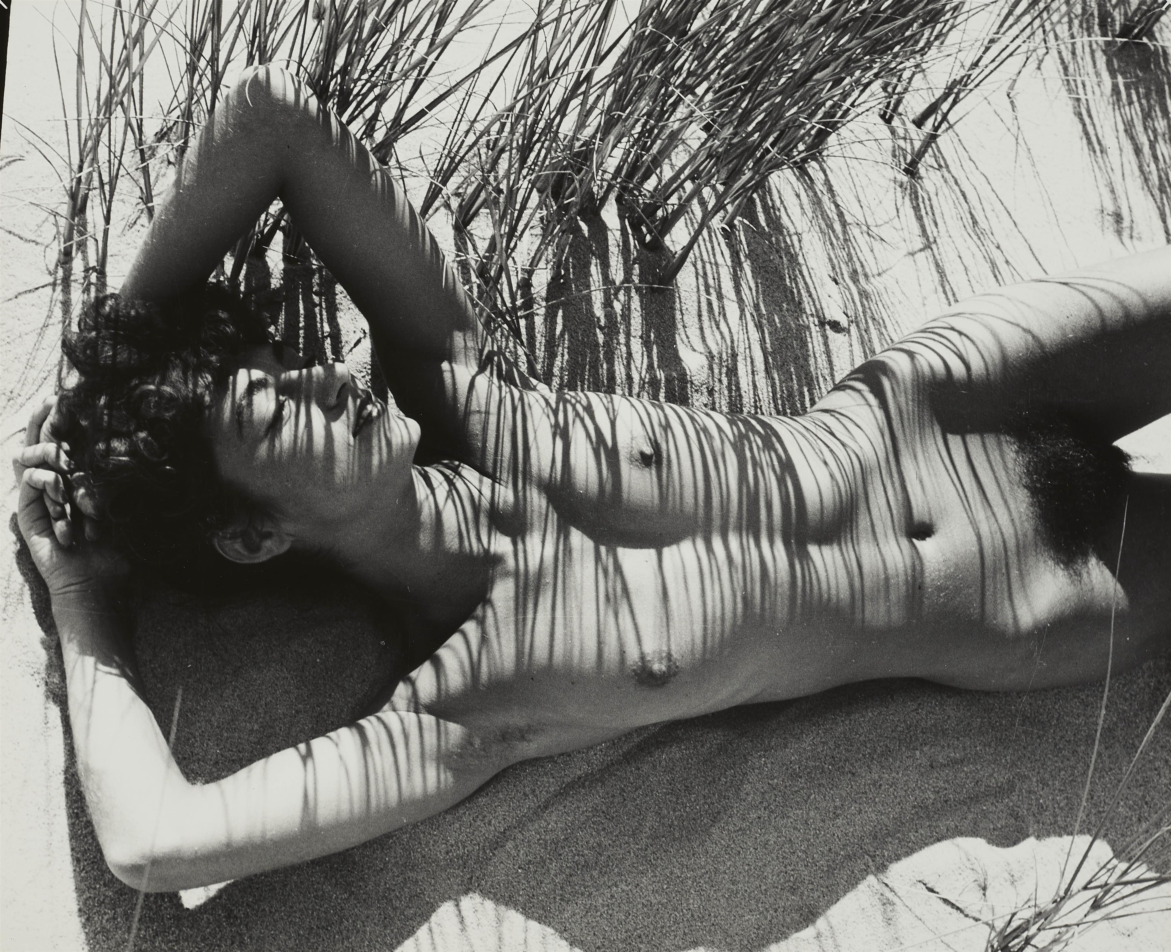 Herbert Matter - Nude on the beach (Mercedes Matter)