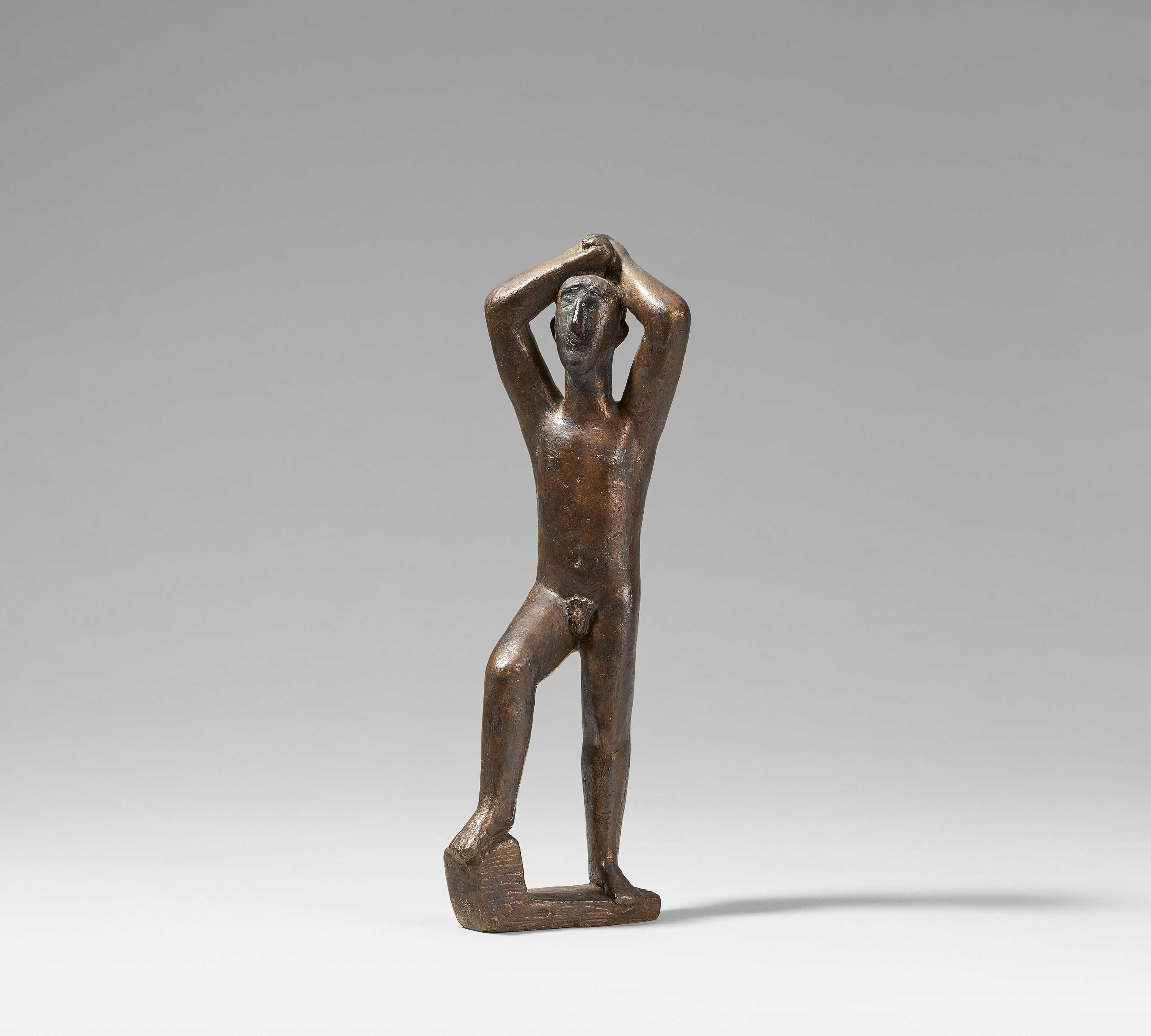 Hermann Blumenthal - Stehender mit erhobenen Armen.