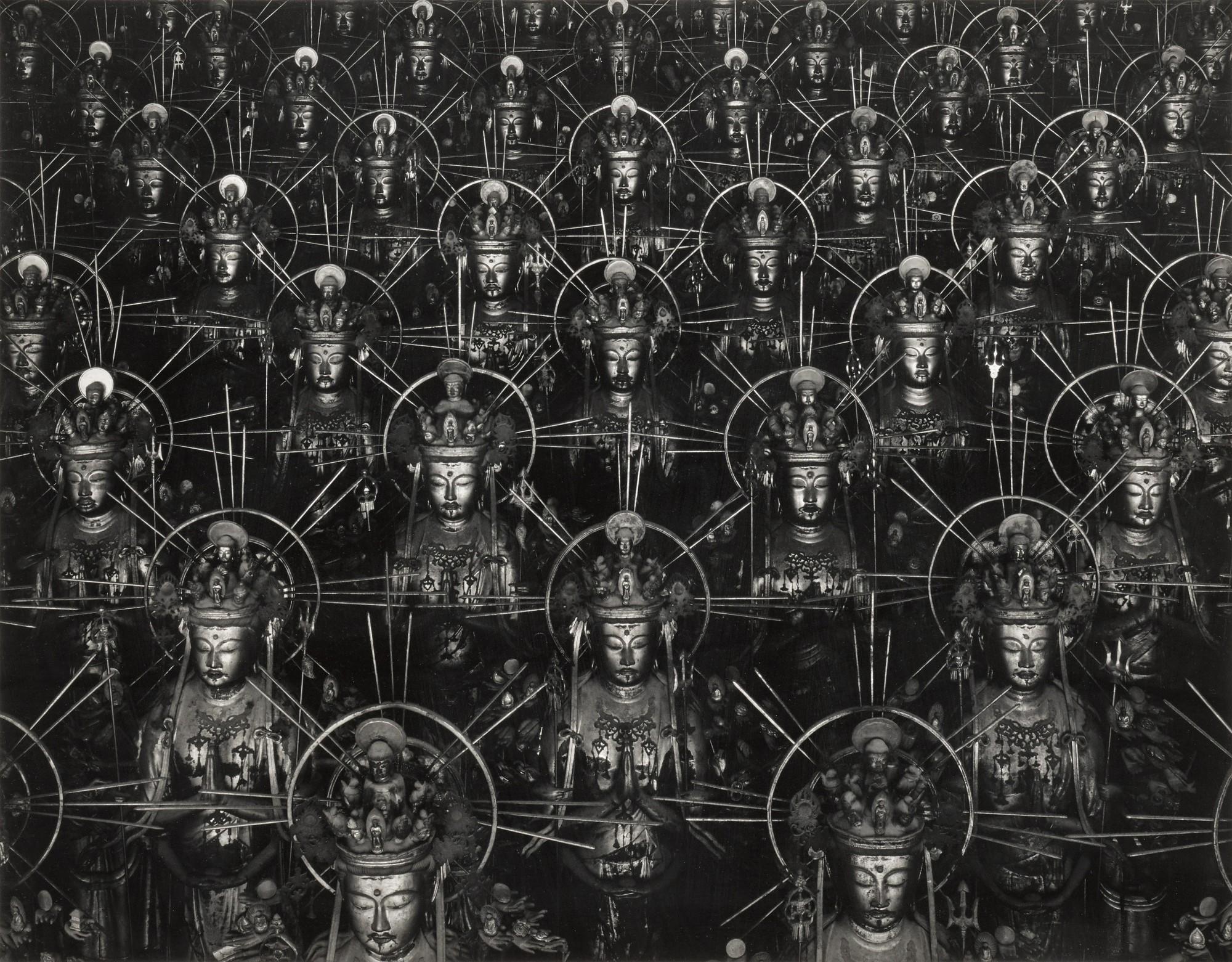 Hiroshi Sugimoto - Hall of Thirty Three Bays