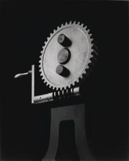 Hiroshi Sugimoto - Mechanical Form 0026 (Worm Gear)