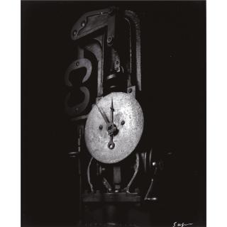 Hiroshi Sugimoto - Mechanical Form 0046, Material Testing Machine, 2005