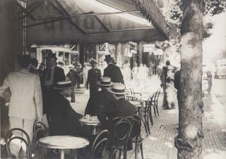Horacio Coppola - \'Avenida De Mayo, Buenos Aires\', 1936