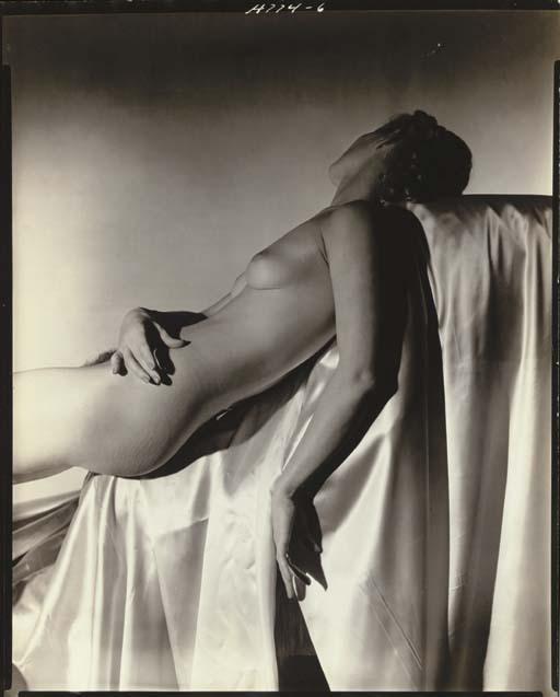 Horst P. Horst - Nude Study of Lisa Fonssagrives, New York, 1940