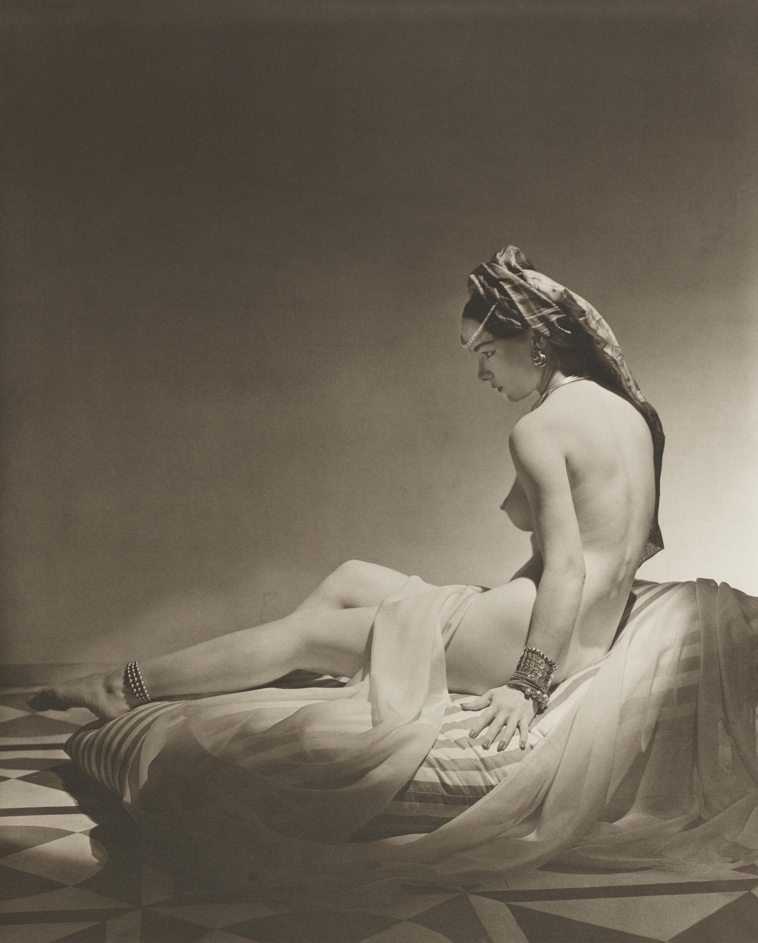 Horst P. Horst - Odalisque, 1943