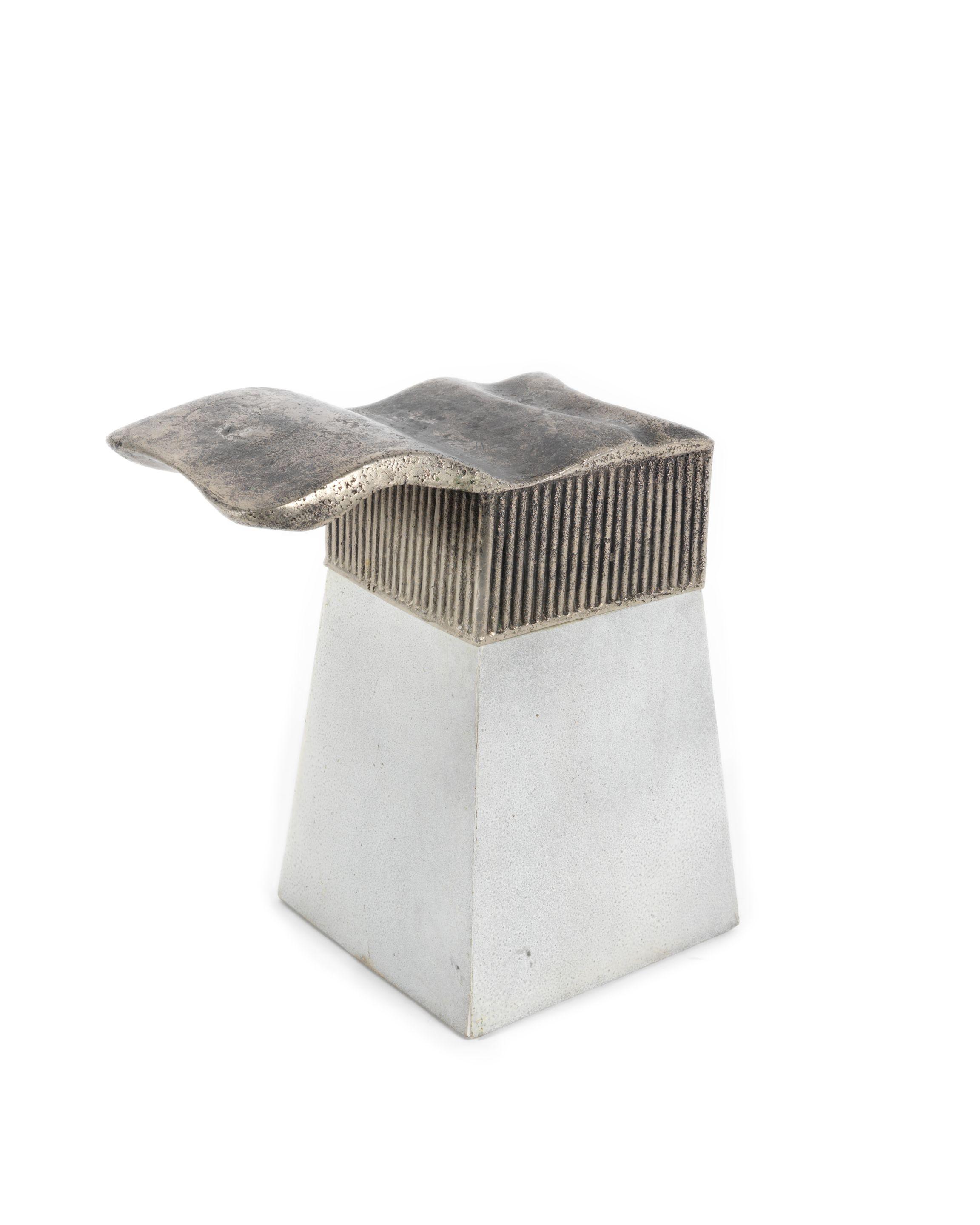 Hubert Dalwood - Temple