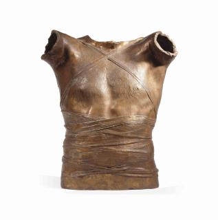 Igor Mitoraj - Cuirasse