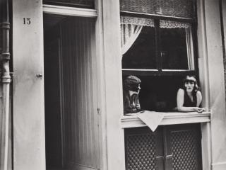 Ilse Bing - Ohne Titel (Prostituierte, Amsterdam)