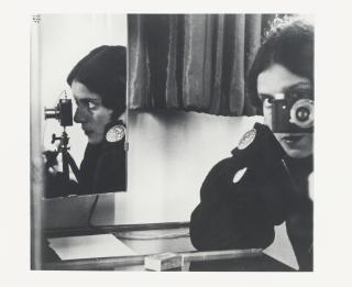 Ilse Bing - Selbstbildnis mit Leica