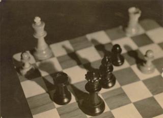Imre Kinszki - Chessboard, c. 1930