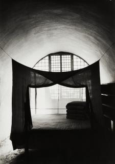 Inge Morath - Chairman Mao\'s Bedroom in His Last Cave Residence, Yan\'an, China