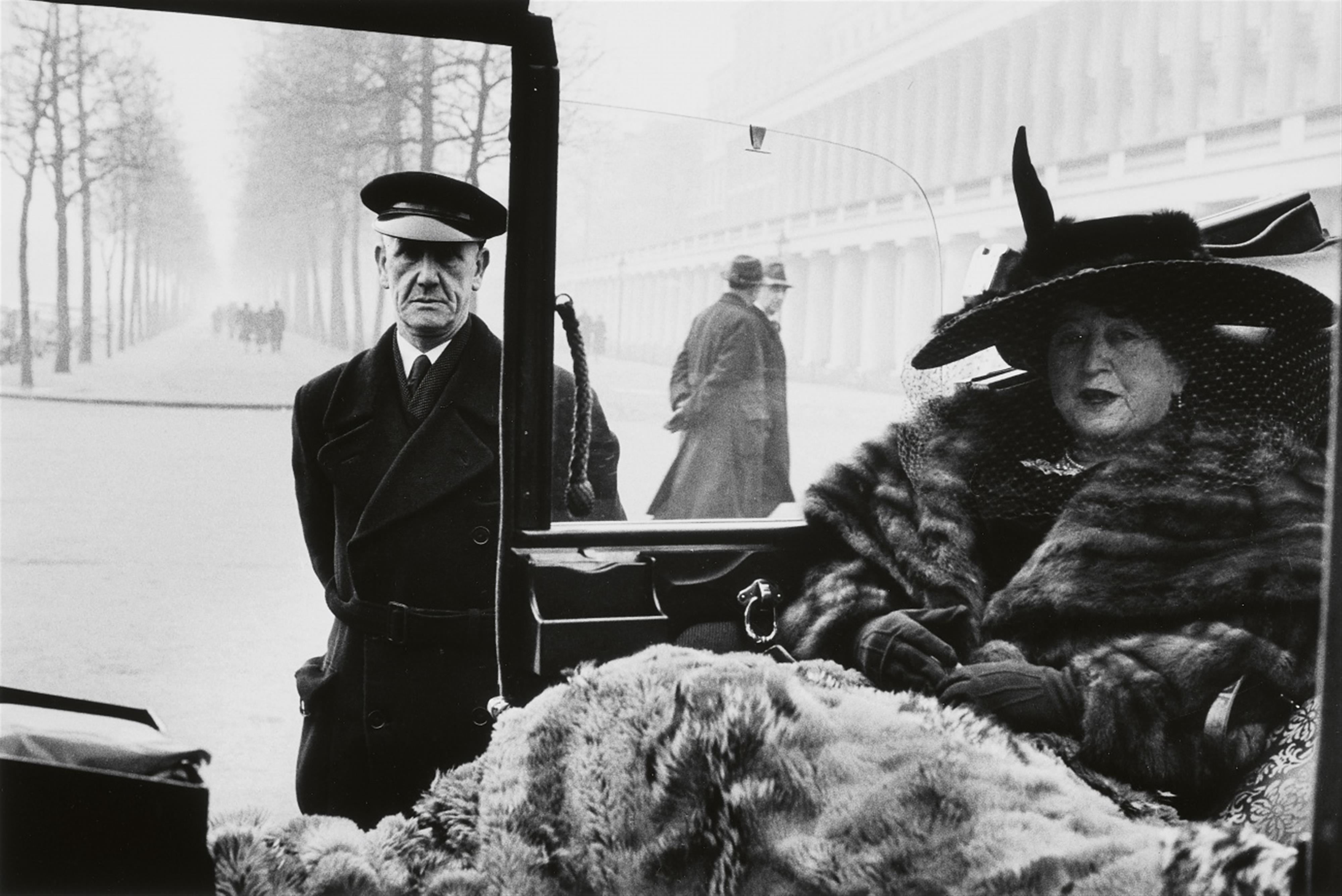Inge Morath - Mrs. Eveleigh Nash at Buckingham Palace, London