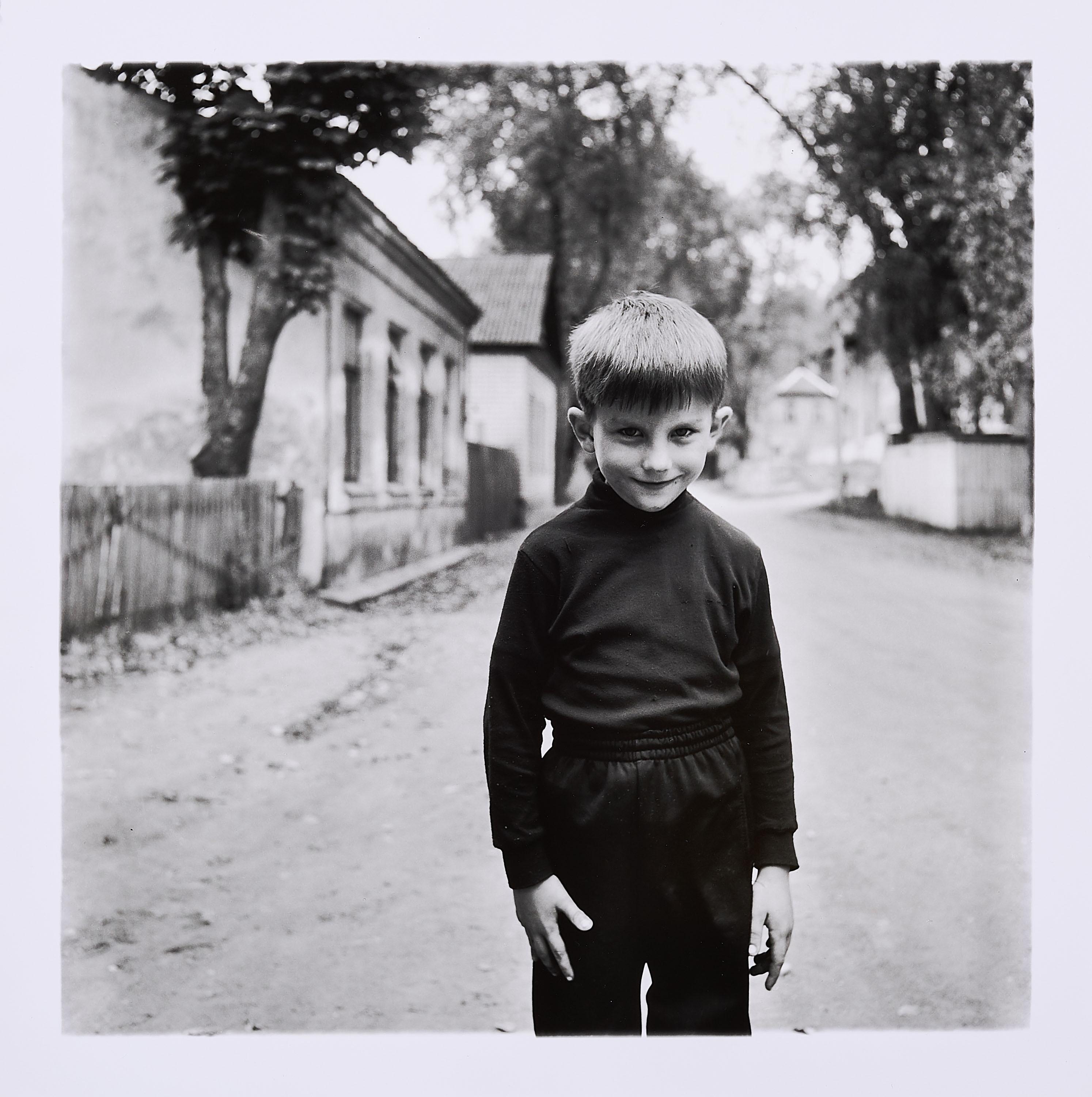 Inta Ruka - Aivars Ruduss (Aus: Latvia. Changing and unchanging reality).